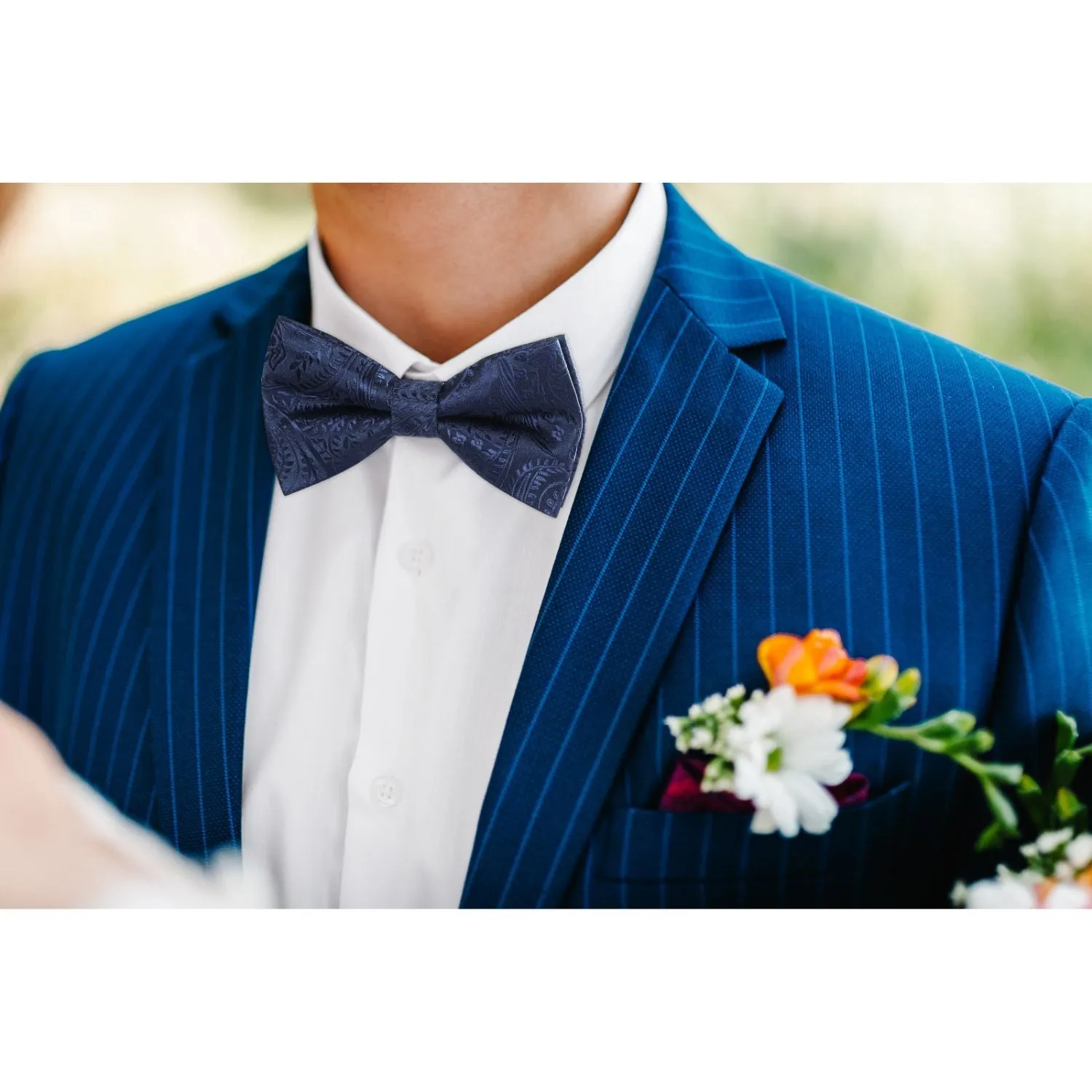 Paisley Pre-Tied Bow Tie & Pocket Square - 19 NAVY BLUE