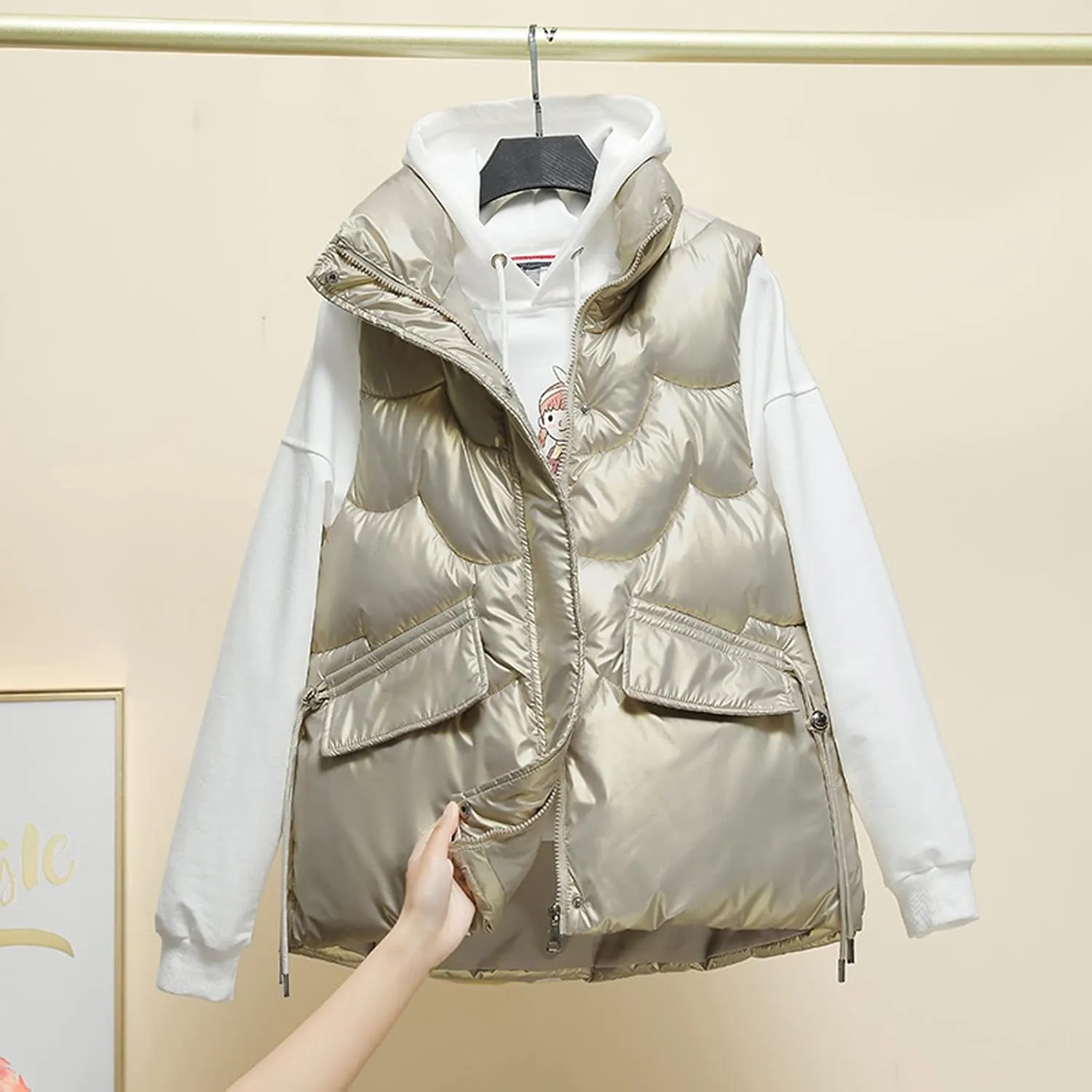 Women Shiny Puffer Vest Winter Warm Sleeveless Pluffy Down Jackets Zip Up Stand Collar Coat Gilet with Flap Pockets